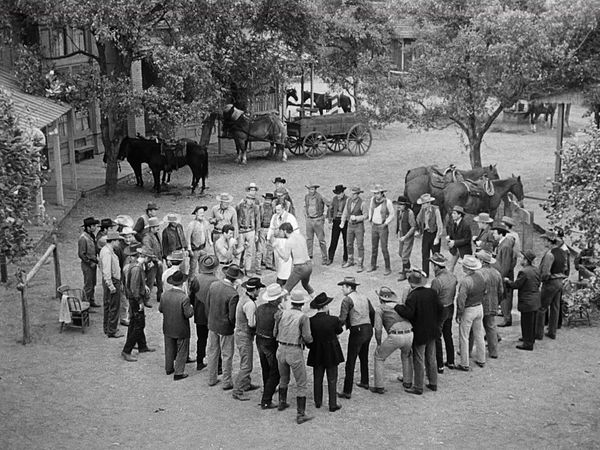 Rawhide - Incident at Two Graves