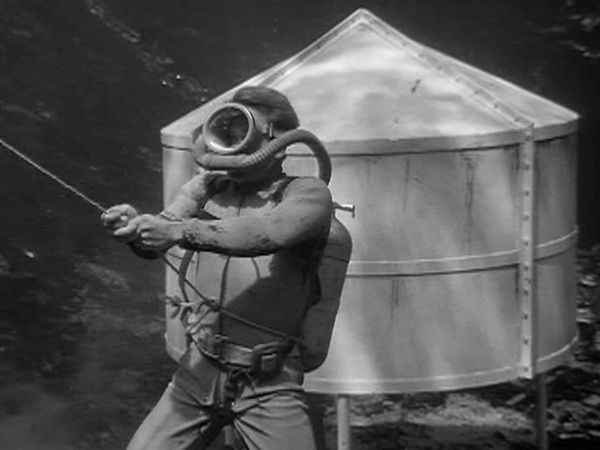 Sea Hunt - Underwater Station