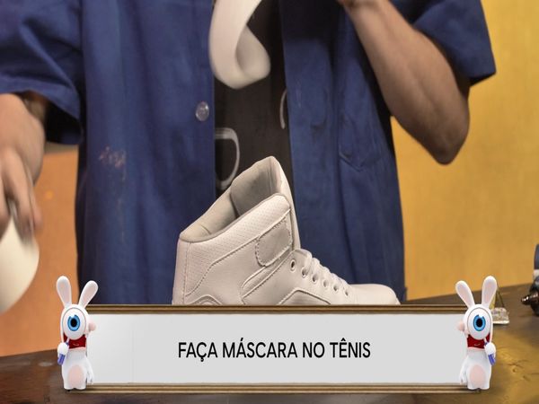 Ubi Custom - Fiz O Cosplay Do Smoke De Rainbow Six