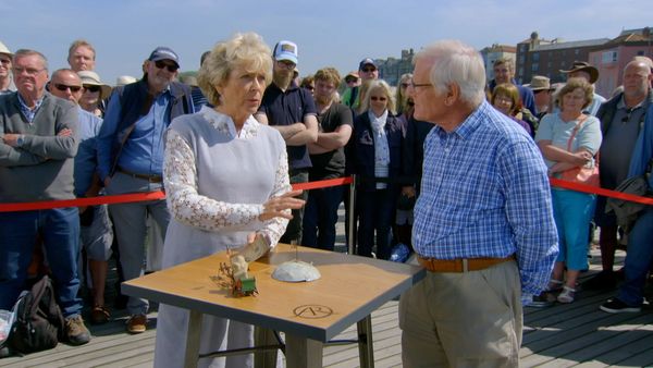 Antiques Roadshow - Cromer Pier 1