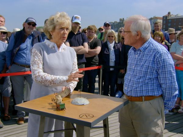 Antiques Roadshow - Cromer Pier 1