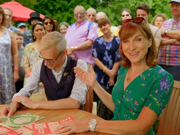 Antiques Roadshow - Morden Hall Park 1