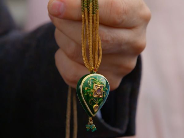 Antiques Roadshow - V & A Dundee 2