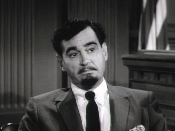 Perry Mason - The Case of the Dodging Domino
