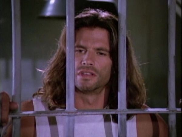 Renegade - Scambio di favori