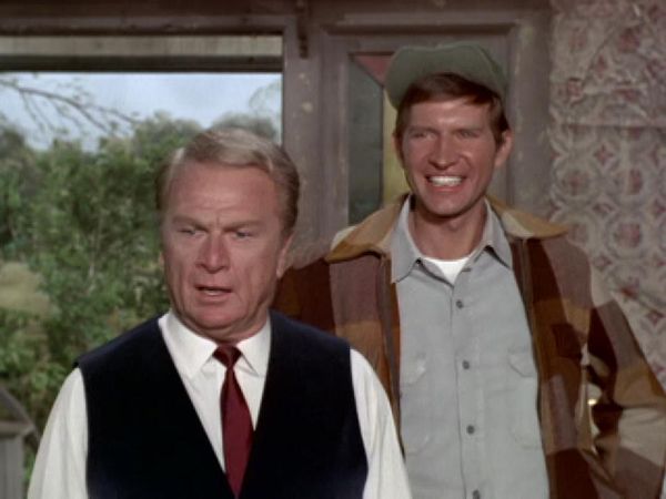 Green Acres - Lisa's Mudder Comes For A Visit