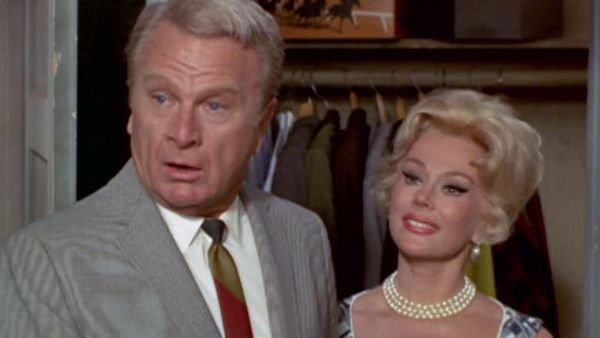 Green Acres - A Tale Of A Tail