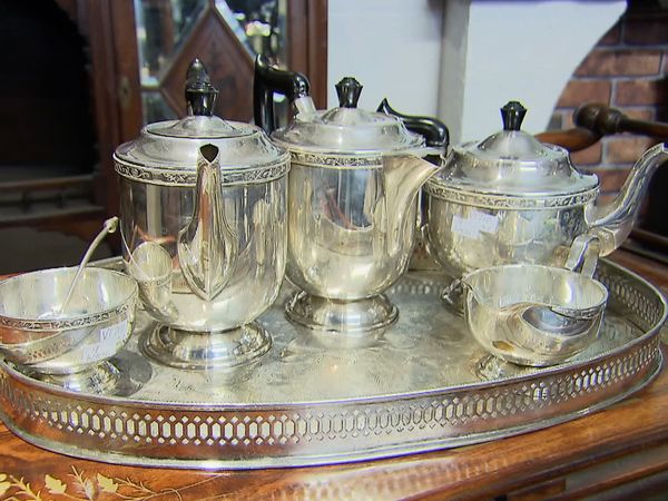 Antiques Road Trip - Phil Serrell and Jonathan Pratt, Day 4