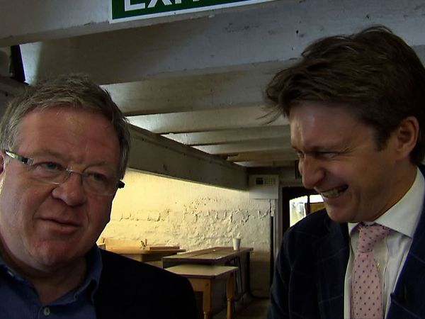Antiques Road Trip - Phil Serrell and Jonathan Pratt, Day 3