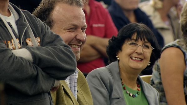 Antiques Road Trip - Anita Manning and James Lewis, Day 1