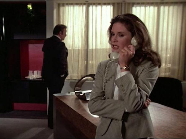 Remington Steele - Salto nel vuoto