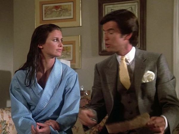 Remington Steele - Scappa con me (parte 1)
