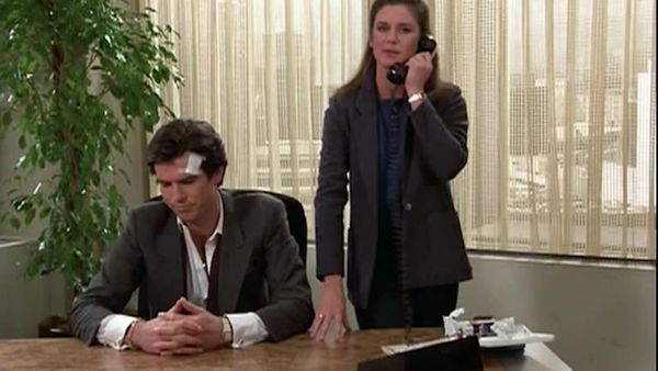 Remington Steele - Una fabbrica di bambole