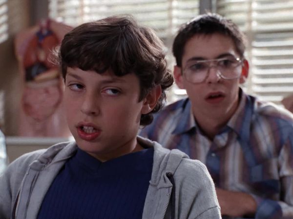 Freaks and Geeks NO - Tests And Breasts
