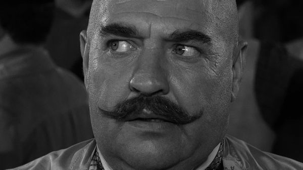 The Twilight Zone - Mr. Garrity and the Graves