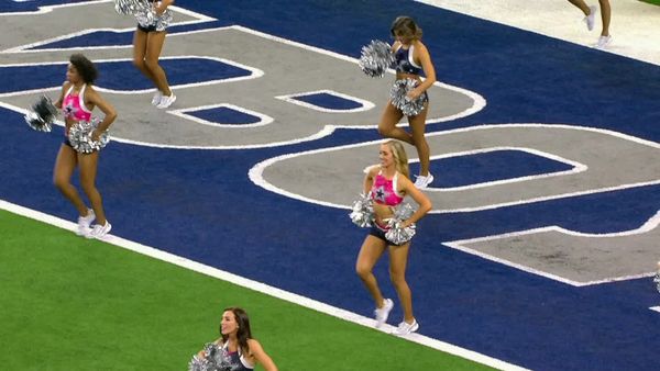Dallas Cowboys Cheerleaders: Making the Team - Day At The Stadium