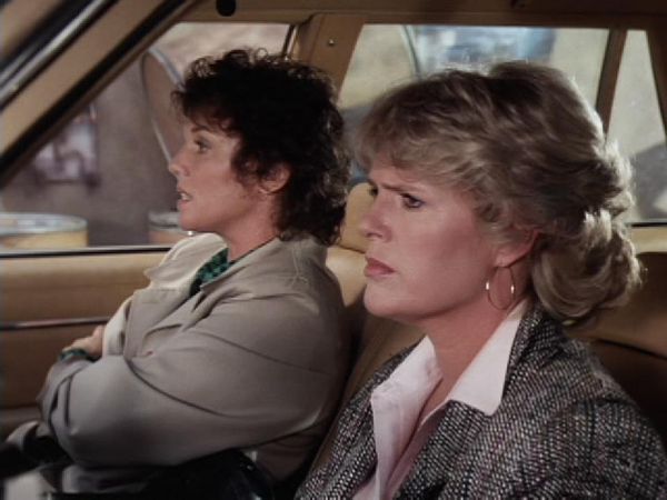 Cagney & Lacey - The City Is Burning