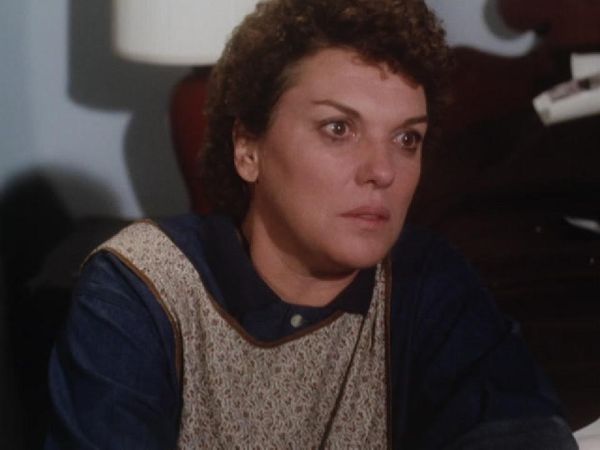 Cagney & Lacey - Friendly Smoke