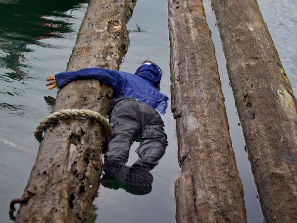 Les Eaux Troubles du Crime - TRUAND EN HERBE