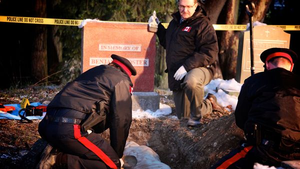 Les Eaux Troubles du Crime - LE GRAND PATRON