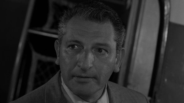The Twilight Zone - The Arrival