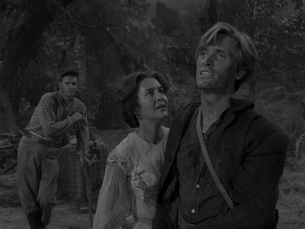 The Twilight Zone - The Passersby