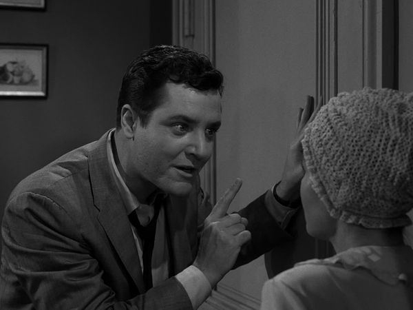 The Twilight Zone - Person or Persons Unknown