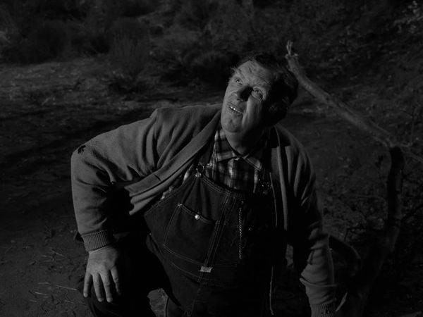 The Twilight Zone - Hocus-Pocus and Frisby