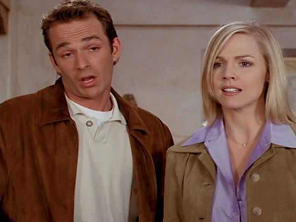 Beverly Hills, 90210 - Local Hero