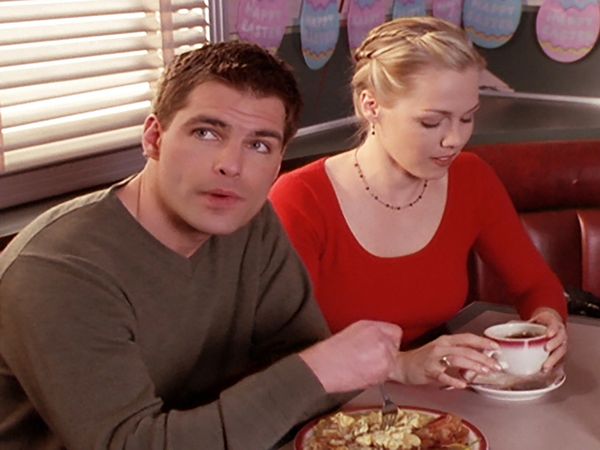 Beverly Hills, 90210 - The Easter Bunny