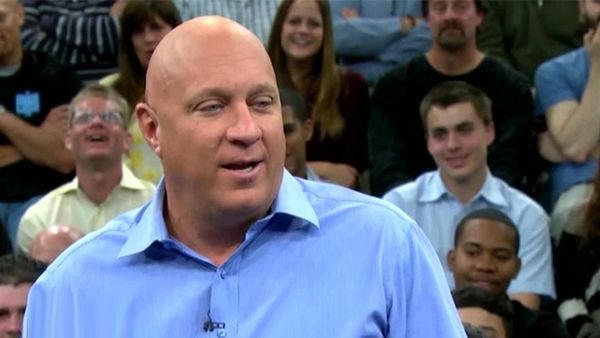 The Steve Wilkos Show - I Know She's Cheating Because I Stalk Her