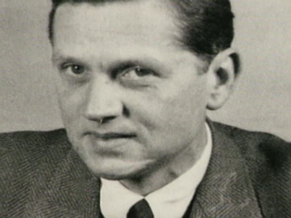 Secrets of War - Sitzkrieg: The Phony War