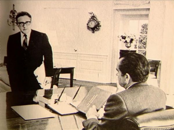 Secrets of War - Cold War: Nixon's Secrets