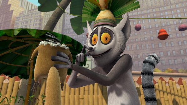 The Penguins of Madagascar - Operation: Plush & Cover/Happy King Julien day