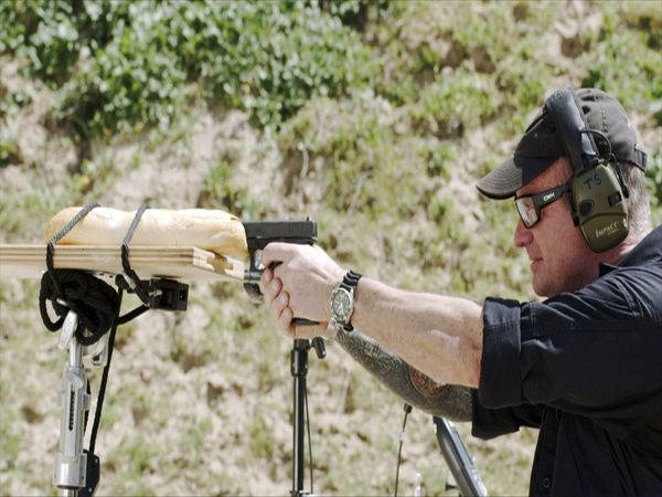 Hollywood Weapons - Silencing Terry