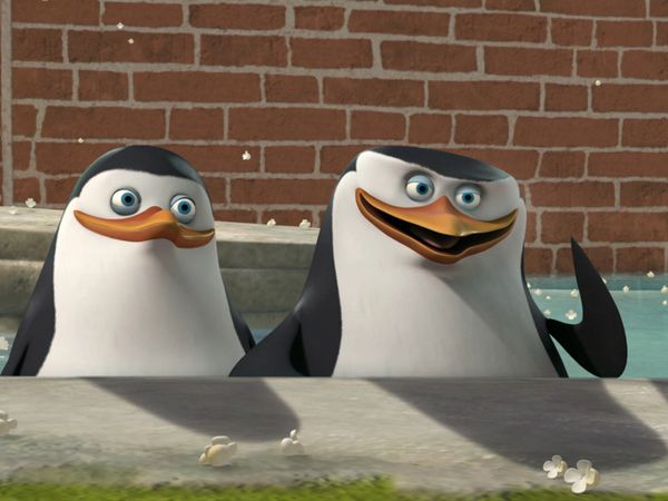 The Penguins of Madagascar - Popcorn Panic/Gone in a Flash