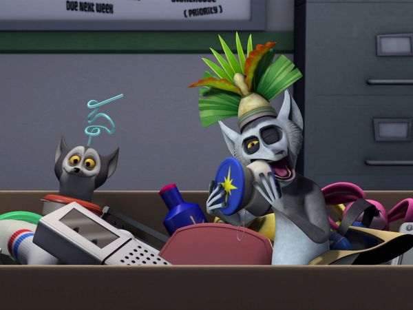 The Penguins of Madagascar - Friend in a Box/Badger Pride