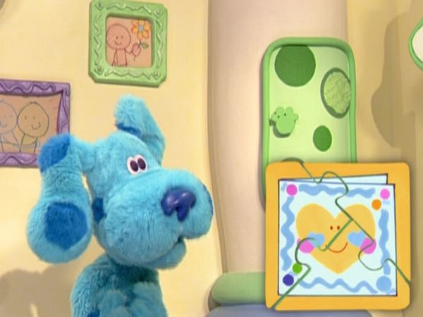 Blue's Room CA - It's Hug Day