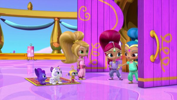 Shimmer and Shine CA - Pet Bedroom/Boom Zahra-Mom