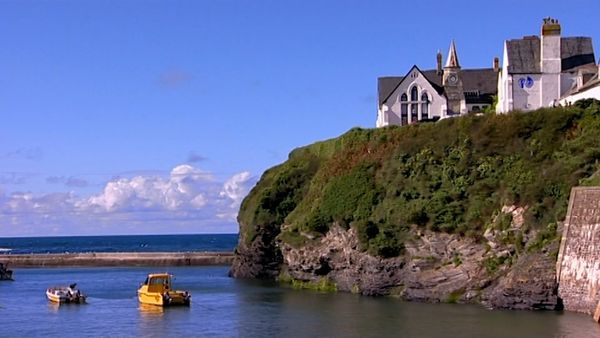 Fantasy Homes by the Sea - Cornwall