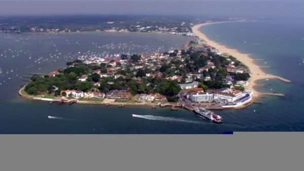 Fantasy Homes by the Sea - Sandbanks