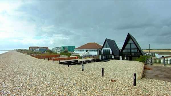 Fantasy Homes by the Sea - Chichester & Lymington