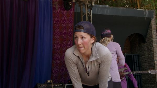 The Amazing Race - ALL'S FAIR IN LOVE AND WAR