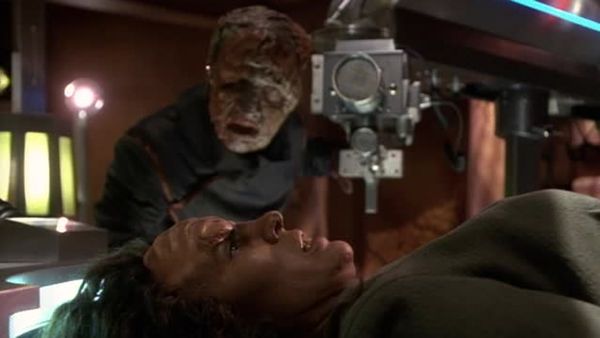 Star Trek: Voyager - Faces
