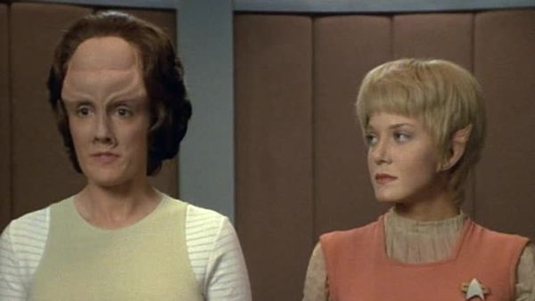 Star Trek: Voyager - Emanations