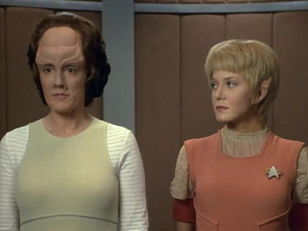 Star Trek: Voyager - Emanations