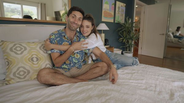 MTV Cribs NO - Jimmy O. Yang / Nev Schulman / Hannah Brown