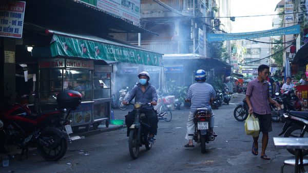 Epic Exploring: Going Local (LAS) - Ho Chi Minh City