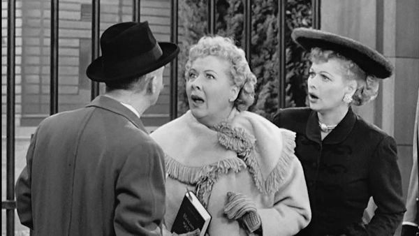 I Love Lucy - Lucy Meets The Queen