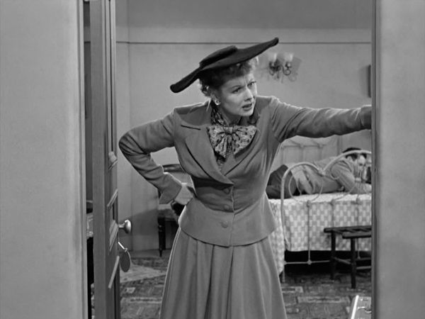 I Love Lucy - Lucy Gets Homesick